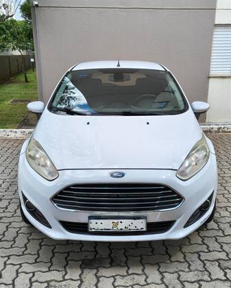 FORD FIESTA 1.6 TITANIUM HATCH 16V FLEX 4P MANUAL FORD FIESTA 1.6 TITANIUM HATCH 16V FLEX 4P MANUAL